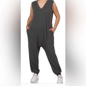 Plus Size Sleeveless Harem Jumpsuit with Pockets